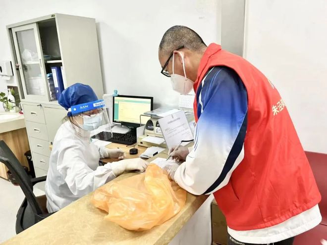 铜陵24小时高价回收医保(24小时高价回收医保医保套出)